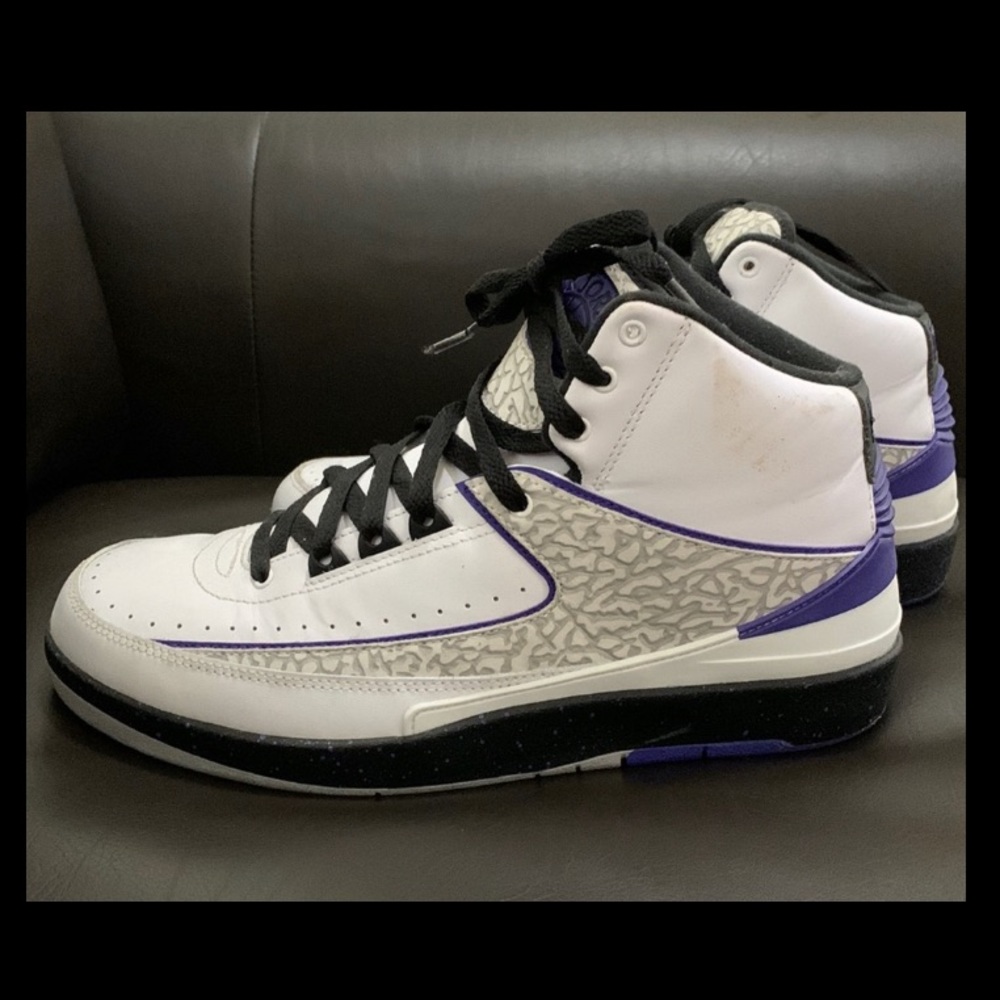 Air Jordan 2, Retro Concord. Size 9.5